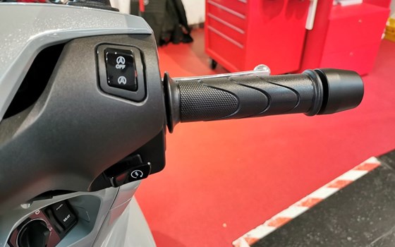 Neufahrzeug Honda SH150i - Bild 11