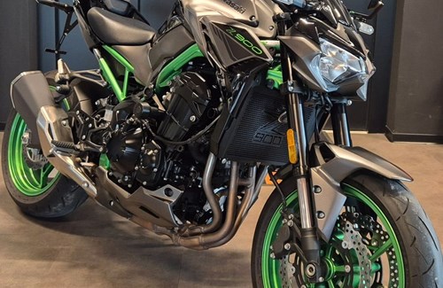 Gebrauchtmotorrad Kawasaki Z900