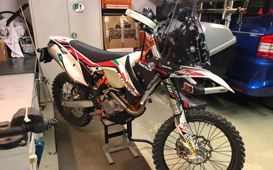 Gebrauchtmotorrad KTM 450 EXC-F SIX DAYS - Bild 5 Gebrauchtmotorrad KTM 450 EXC-F SIX DAYS - Bild 5