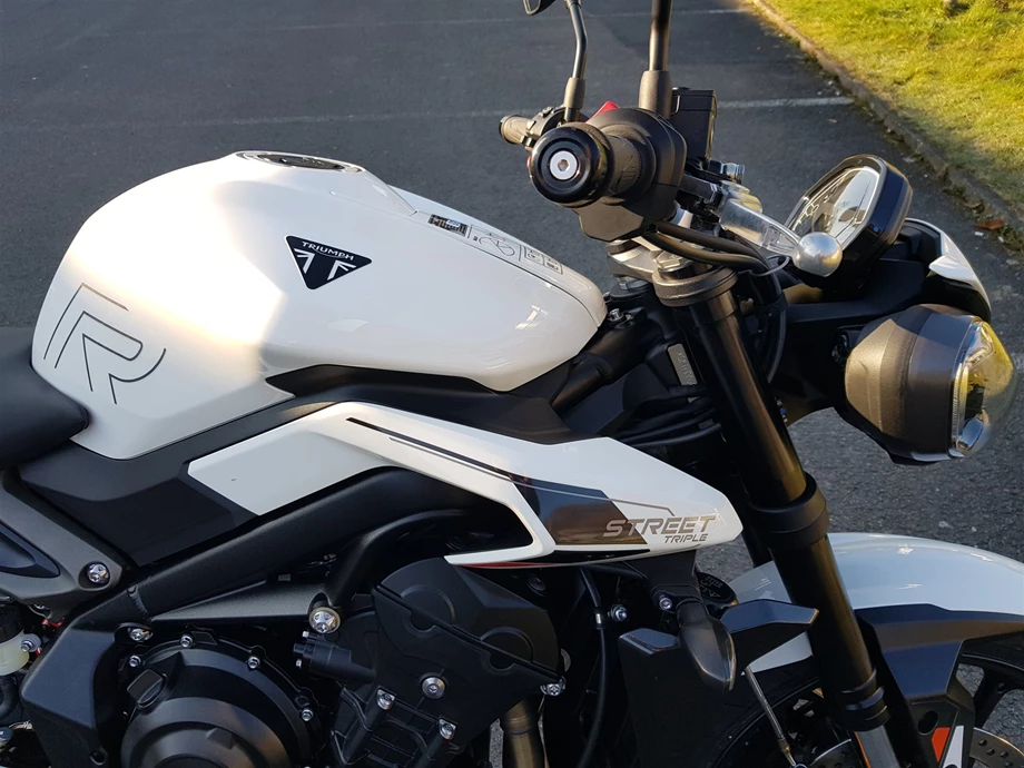 Angebot Triumph Street Triple R Bild 4: Angebot Triumph Street Triple R