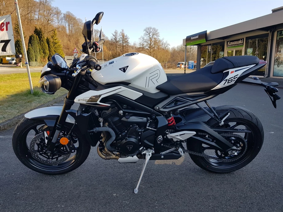 Angebot Triumph Street Triple R Bild 5: Angebot Triumph Street Triple R