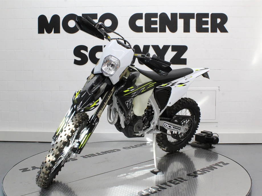 Angebot Triumph TF 250-E Bild 4: Angebot Triumph TF 250-E