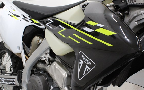 Neufahrzeug Triumph TF 250-E - Bild 7