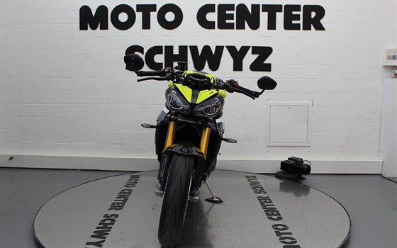 Neufahrzeug Triumph Speed Triple 1200 RX - Bild 3