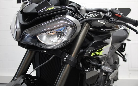 Neufahrzeug Triumph Street Triple 765 RS - Bild 6