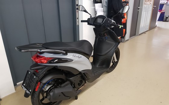 Gebrauchtmotorrad Piaggio Liberty 125 S - Bild 3 Gebrauchtmotorrad Piaggio Liberty 125 S - Bild 3