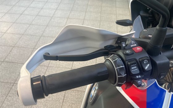 Gebrauchtmotorrad BMW R 1250 GS Adventure - Bild 8 Gebrauchtmotorrad BMW R 1250 GS Adventure - Bild 8