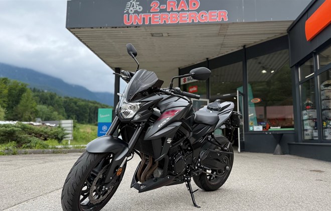 Suzuki GSX-S750