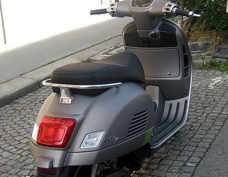 Gebrauchtmotorrad Vespa GTS 125ie Super Tech - Bild 3 Gebrauchtmotorrad Vespa GTS 125ie Super Tech - Bild 3