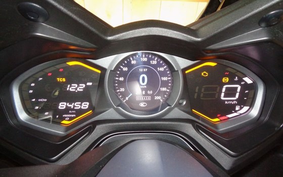 Gebrauchtmotorrad Kymco AK 550i ABS PREMIUM - Bild 5