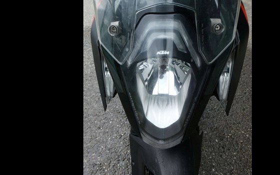 Gebrauchtmotorrad KTM 1290 Super Duke GT - Bild 20 Gebrauchtmotorrad KTM 1290 Super Duke GT - Bild 20