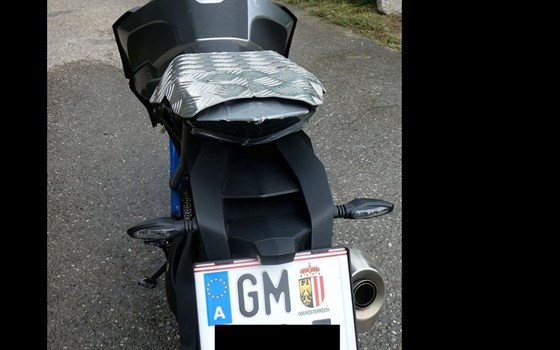 Gebrauchtmotorrad KTM 1290 Super Duke GT - Bild 3 Gebrauchtmotorrad KTM 1290 Super Duke GT - Bild 3
