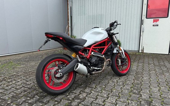 Gebrauchtmotorrad Ducati Monster 797 - Bild 4