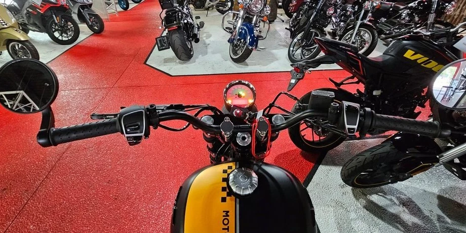 Offer Moto Guzzi V9 Bobber Bild 1: Offer Moto Guzzi V9 Bobber