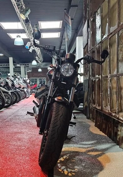 Offer Moto Guzzi V9 Bobber Bild 2: Offer Moto Guzzi V9 Bobber