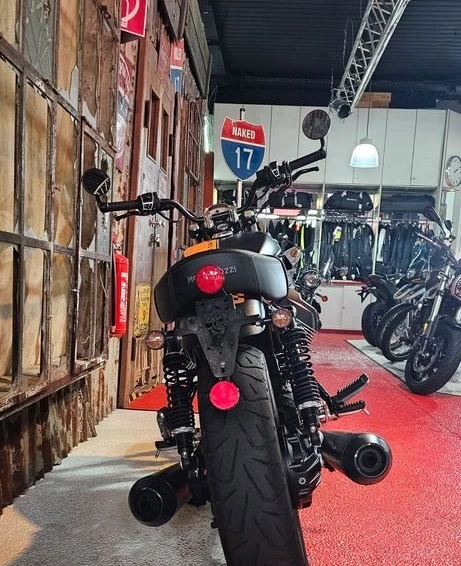 Offer Moto Guzzi V9 Bobber Bild 6: Offer Moto Guzzi V9 Bobber