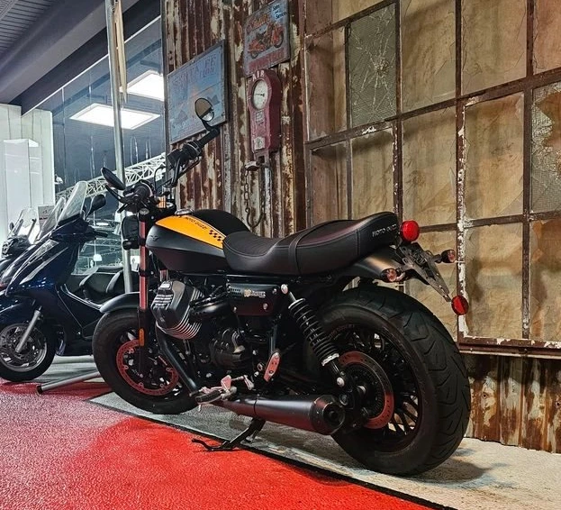 Offer Moto Guzzi V9 Bobber Bild 7: Offer Moto Guzzi V9 Bobber