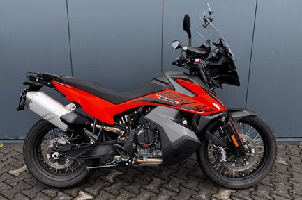 KTM 890 Adventure