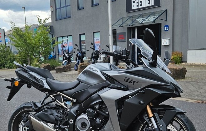 Suzuki GSX-S1000GT