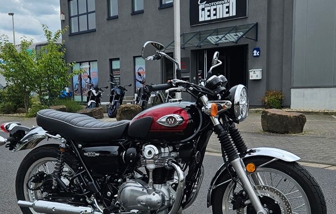 Kawasaki W800