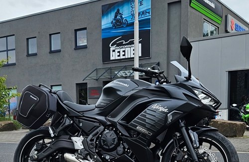 Neumotorrad Kawasaki Ninja 650