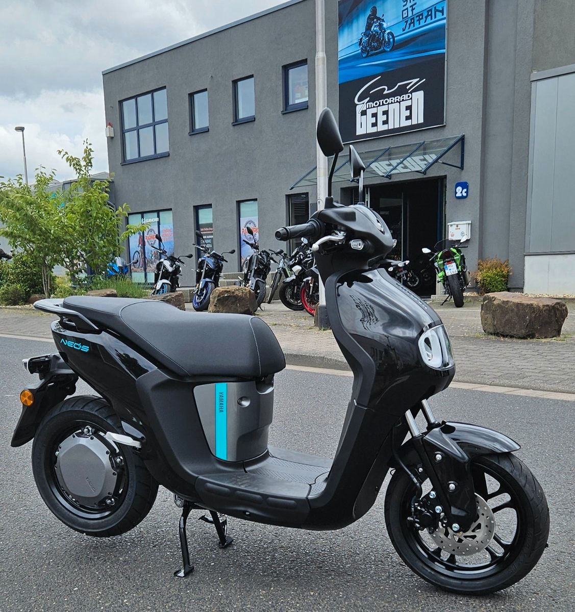 Yamaha NEO's Dual Battery