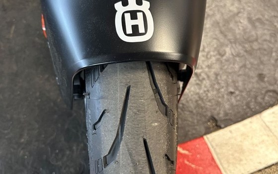 Gebrauchtmotorrad Husqvarna Vitpilen 125 - Bild 5