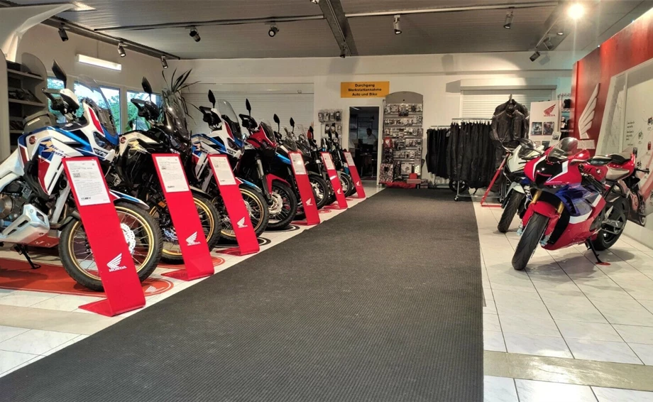 Angebot KTM 890 Duke R Bild 10: Angebot KTM 890 Duke R