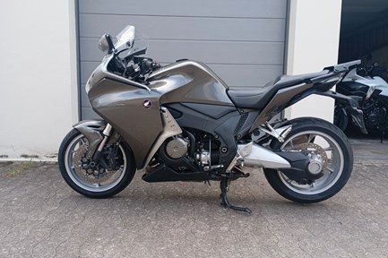 Honda VFR 1200 F