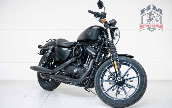 Gebrauchtmotorrad Harley-Davidson Sportster XL 883 N Iron - Bild 2