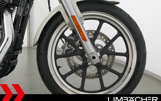 Gebrauchtmotorrad Harley-Davidson Sportster XL 883 L SuperLow - Bild 14