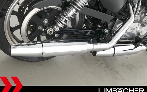 Gebrauchtmotorrad Harley-Davidson Sportster XL 883 L SuperLow - Bild 15