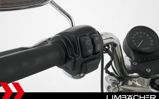 Gebrauchtmotorrad Harley-Davidson Sportster XL 883 L SuperLow - Bild 18