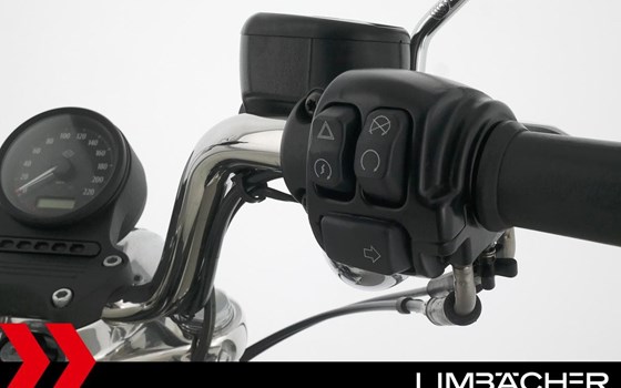 Gebrauchtmotorrad Harley-Davidson Sportster XL 883 L SuperLow - Bild 19