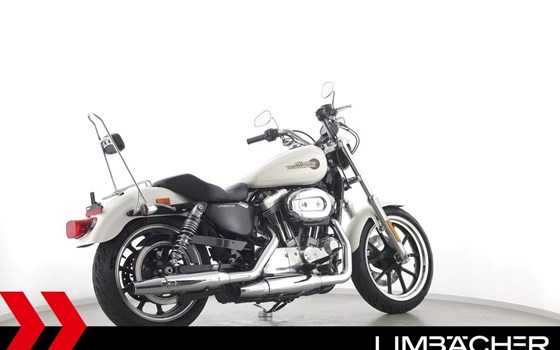 Gebrauchtmotorrad Harley-Davidson Sportster XL 883 L SuperLow - Bild 9