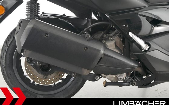 Gebrauchtmotorrad Yamaha XMAX 300 Tech MAX - Bild 25