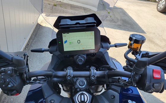 Neufahrzeug Yamaha Tracer 9 GT+ Y-AMT - Bild 4 Neufahrzeug Yamaha Tracer 9 GT+ Y-AMT - Bild 4
