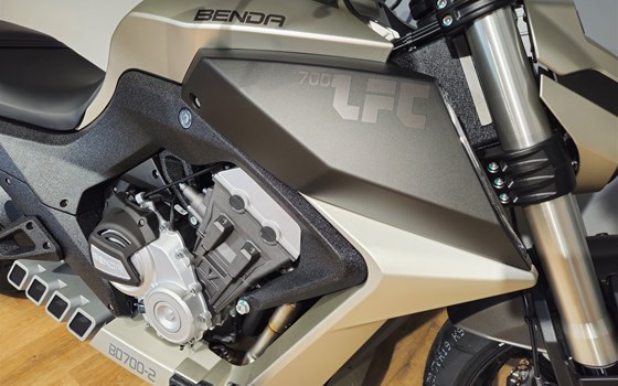 Neufahrzeug Benda LFC 700 - Bild 6