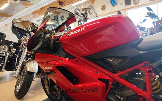 Gebrauchtmotorrad Ducati 1098 S - Bild 7 Gebrauchtmotorrad Ducati 1098 S - Bild 7