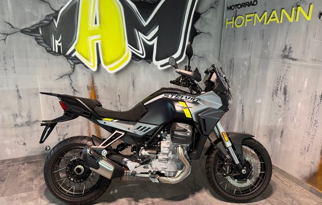 Moto Guzzi Stelvio