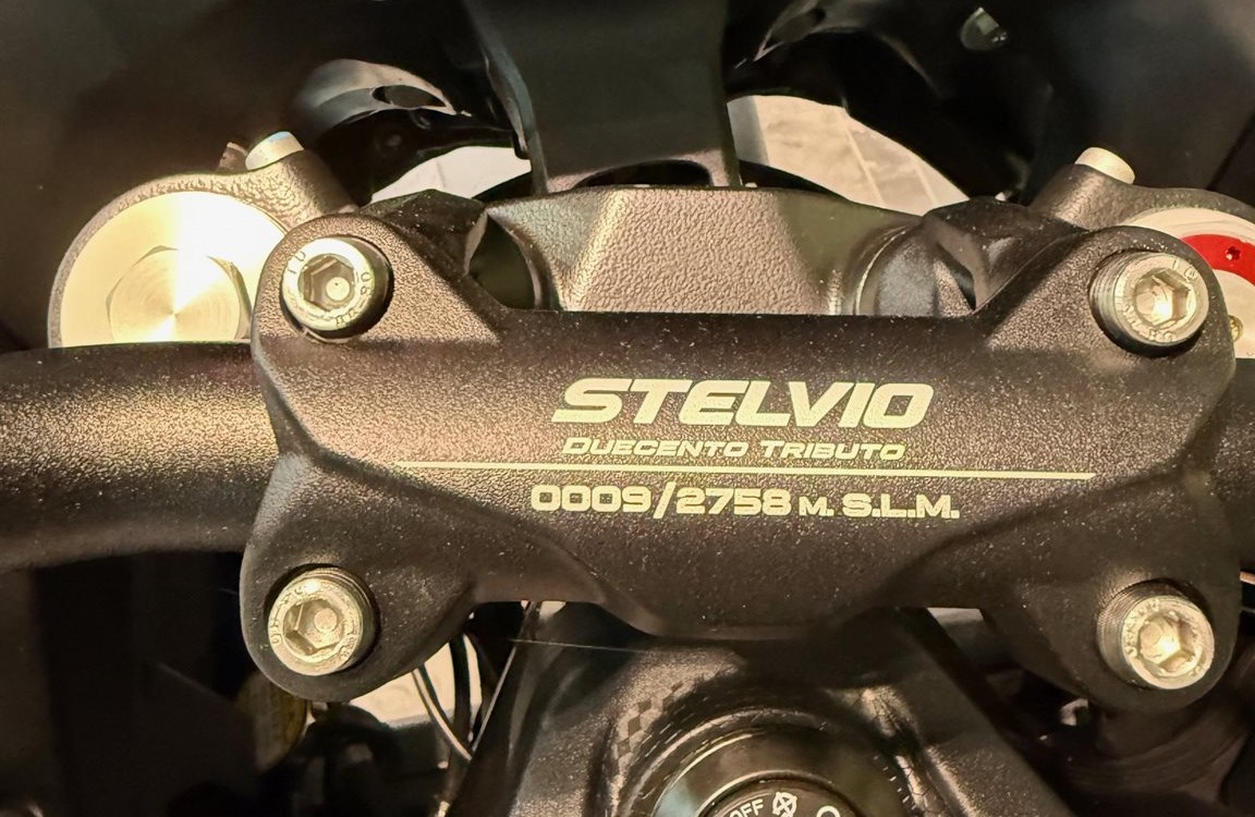 Angebot Moto Guzzi Stelvio Duecento Tributo
