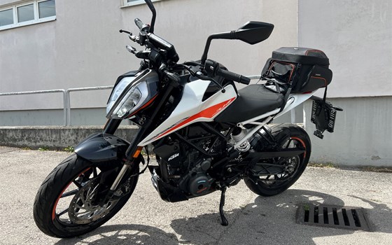 Gebrauchtmotorrad KTM 390 Duke - Bild 1 Gebrauchtmotorrad KTM 390 Duke - Bild 1