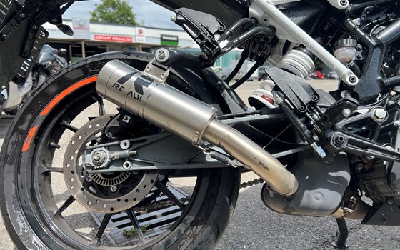Gebrauchtmotorrad KTM 390 Duke - Bild 6 Gebrauchtmotorrad KTM 390 Duke - Bild 6