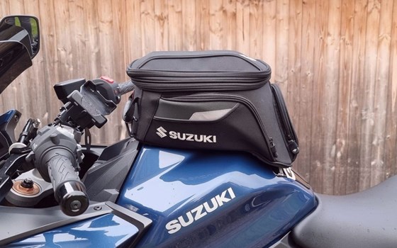 Gebrauchtmotorrad Suzuki GSX-S1000GT - Bild 10