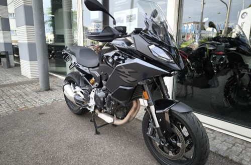 BMW F 900 XR