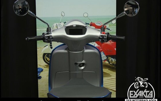 Neufahrzeug Vespa Primavera Elettrica 45 - Bild 12