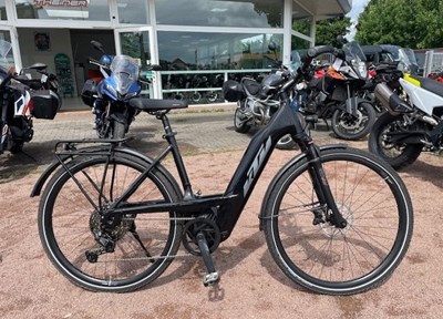 NEUFAHRZEUG KTM Macina