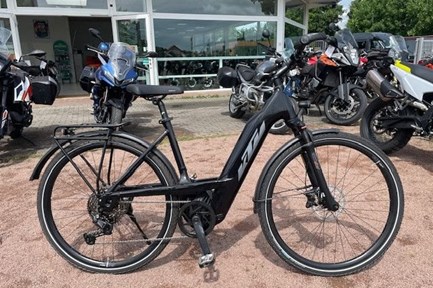 KTM Macina