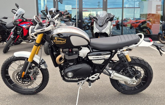 Triumph Scrambler 1200 XE