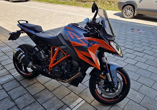 KTM 1290 Super Duke GT